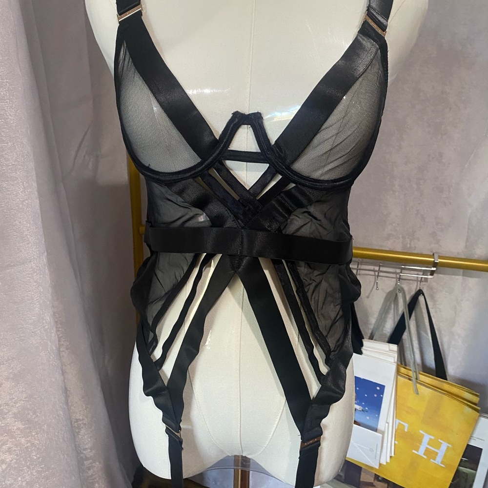 Bluebella Sawyer Wired Basque Black